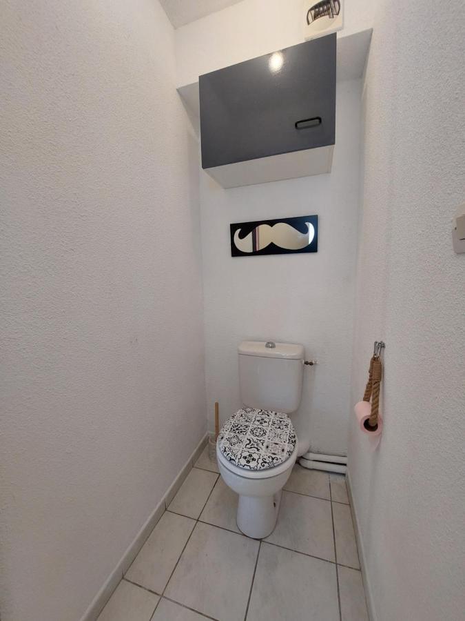 Le Totem Lägenhet Sète Exteriör bild
